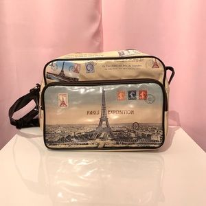 ❤️SOLD❤️ Paris souvenir crossbody bag